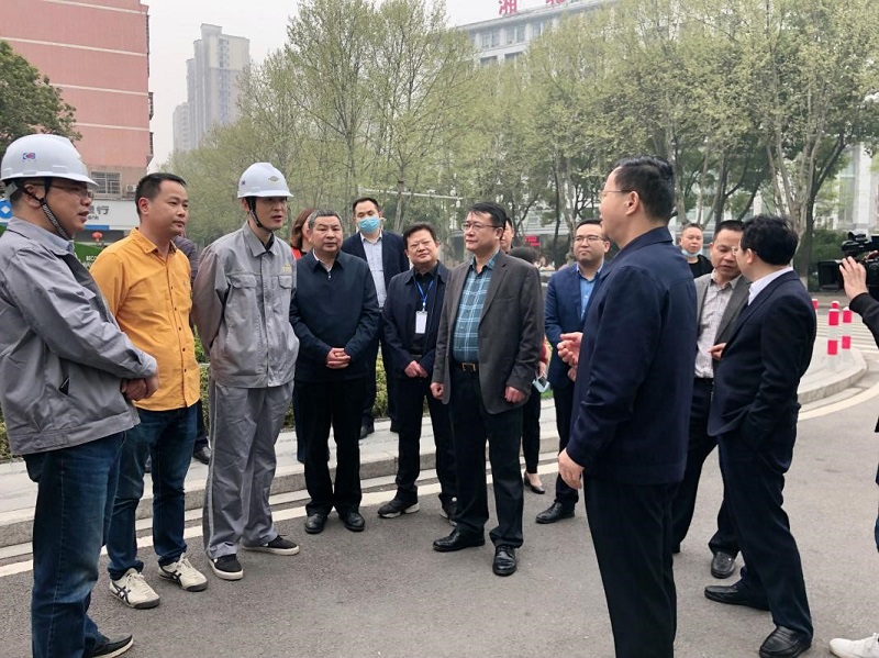 陳閣輝、胡流芳一行到岳州花園項目檢查指導(dǎo)工作