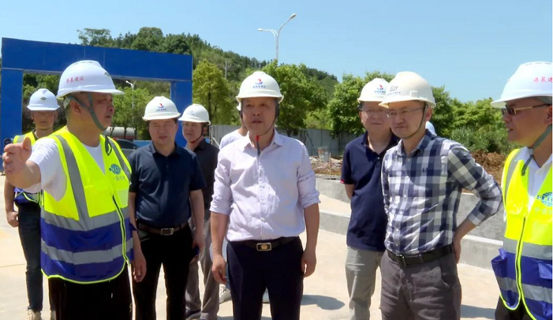 李建華到岳陽自貿(mào)片區(qū)EOD數(shù)字經(jīng)濟產(chǎn)業(yè)綜合體建設項目調(diào)研